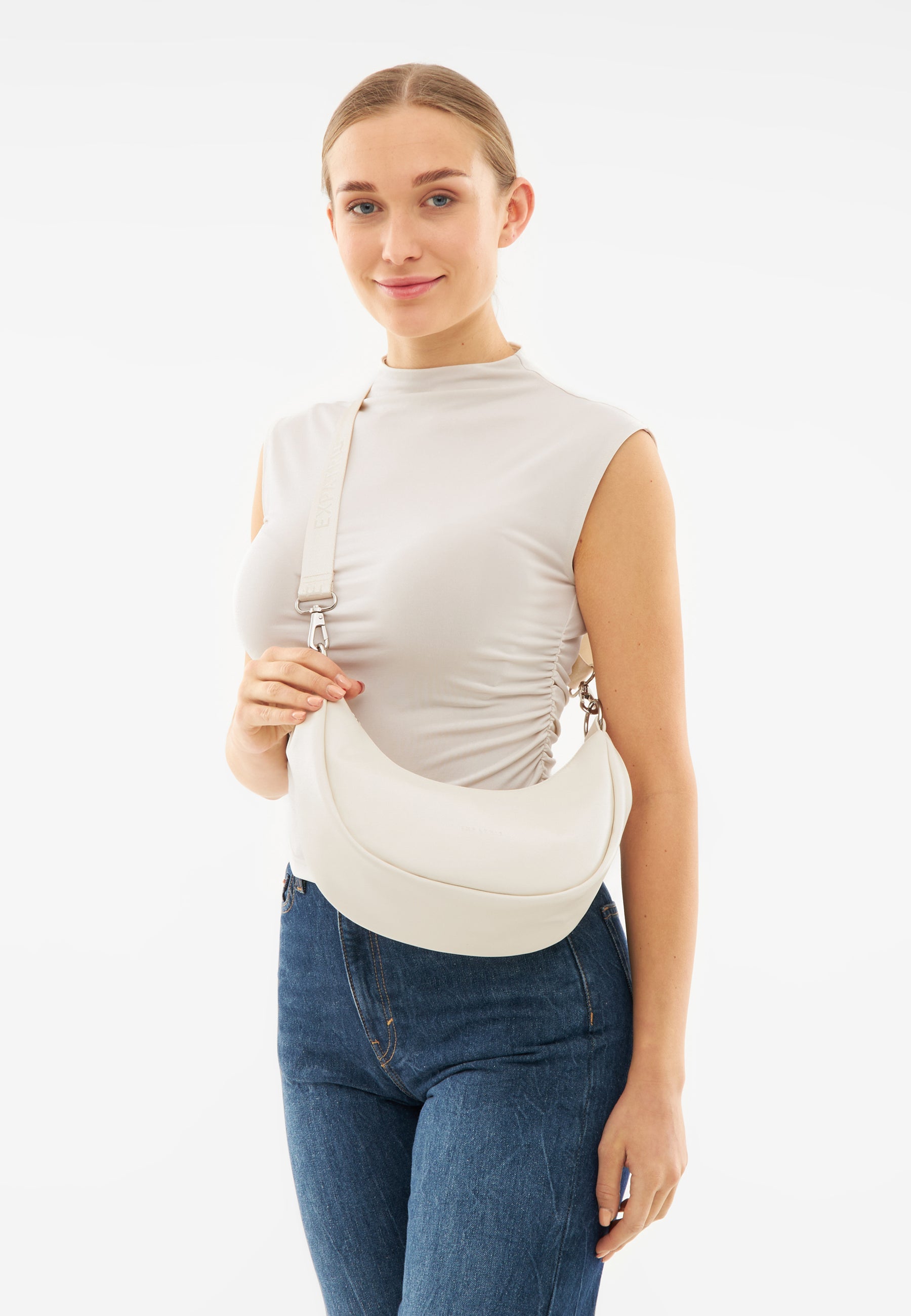 LEA SMALL - HALF MOON BAG