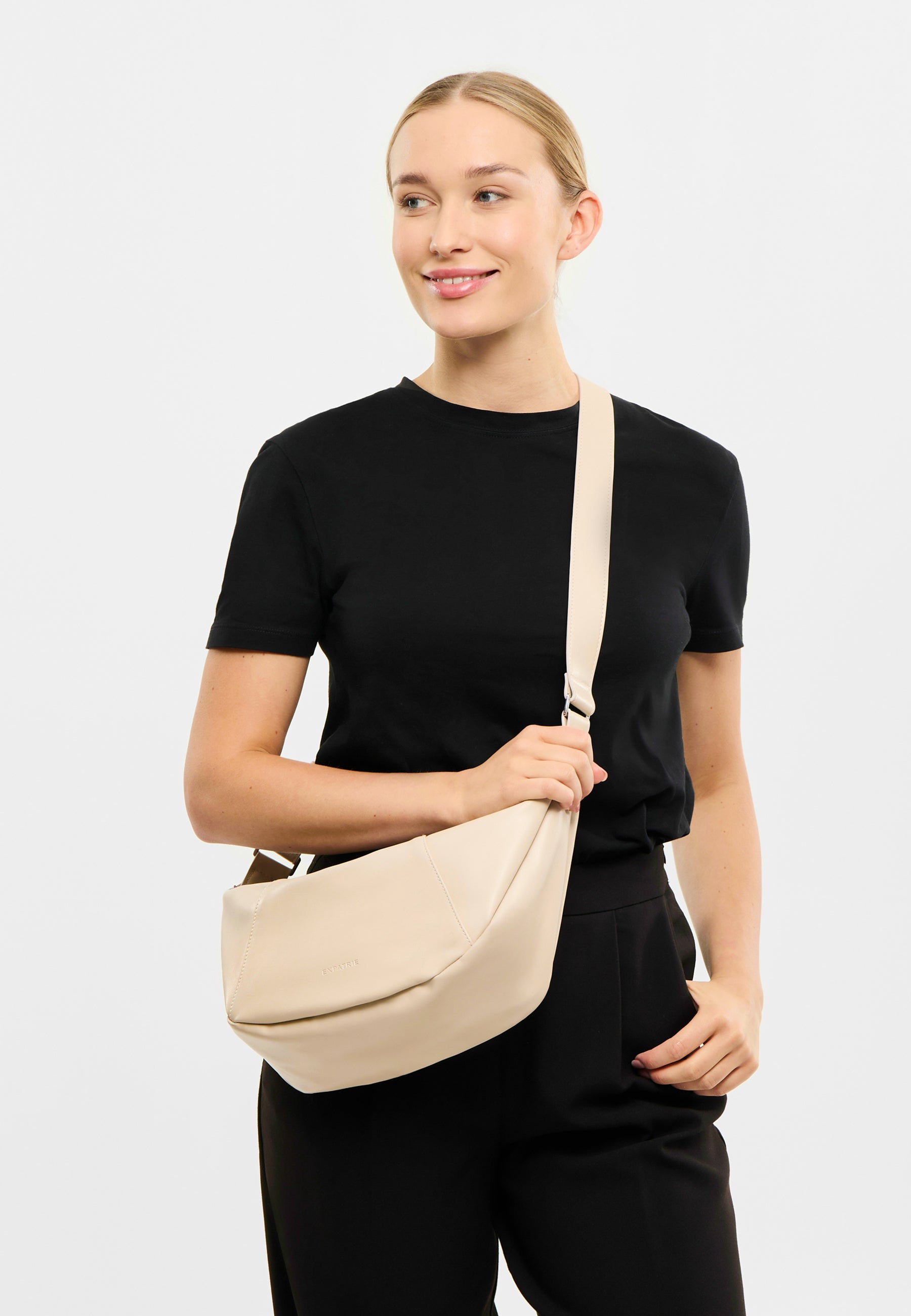 ALBA - CROISSANT BAG